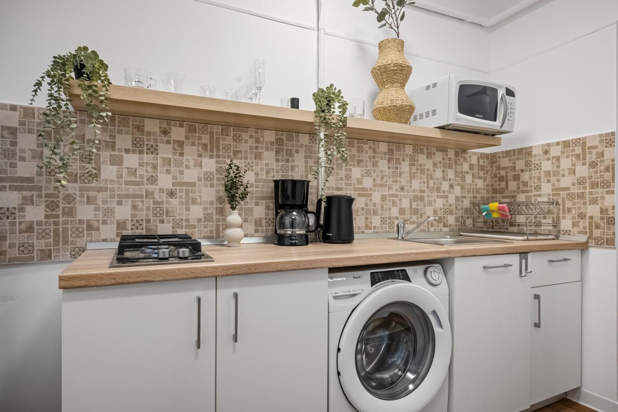 Earthy Escape - Central Apt With Balcony ブカレスト エクステリア 写真